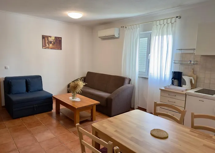 Apartment-Julia