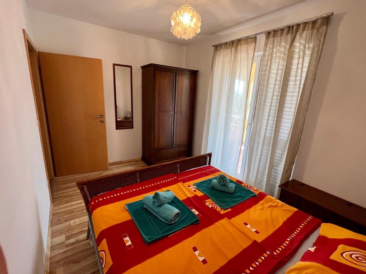 Apartment Apartment-julia Seget Vranjica