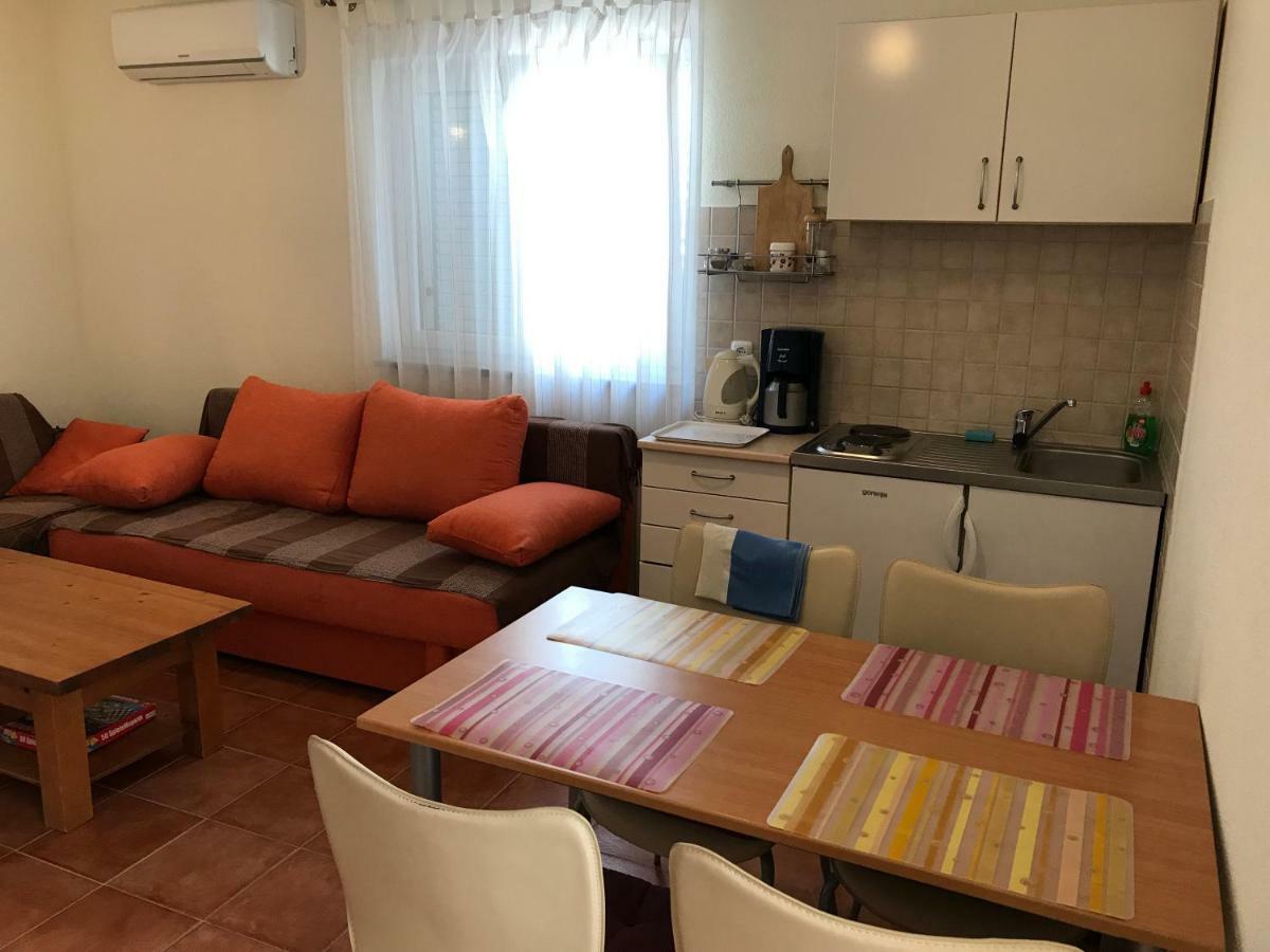 Apartment Apartment-julia Seget Vranjica