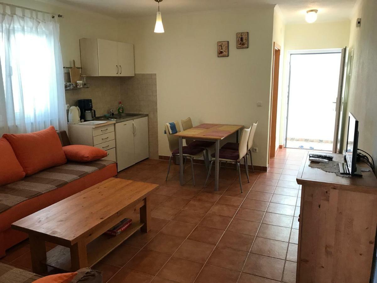Apartment Apartment-julia Seget Vranjica
